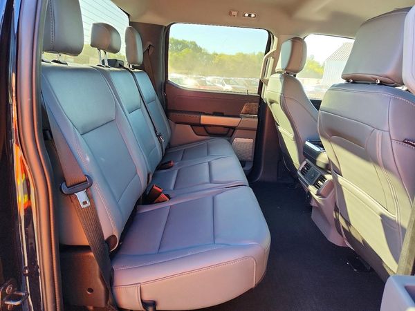 2025 FORD F150 XLT
