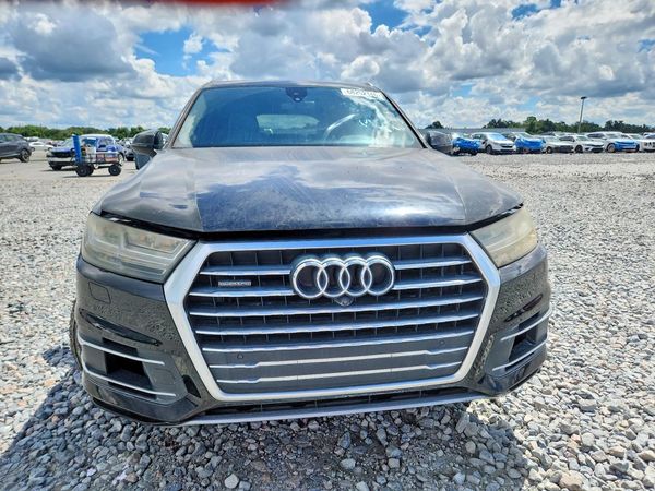 2017 AUDI Q7 quattro Premium Plus