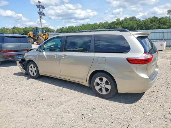 2015 TOYOTA SIENNA