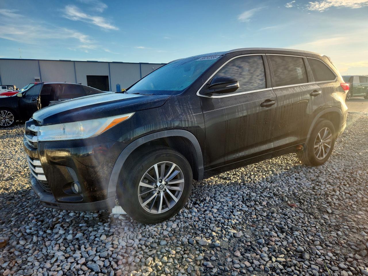 2018 TOYOTA HIGHLANDER SE/XLE