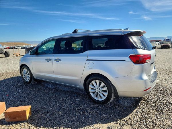 2016 KIA SEDONA EX - Middle level