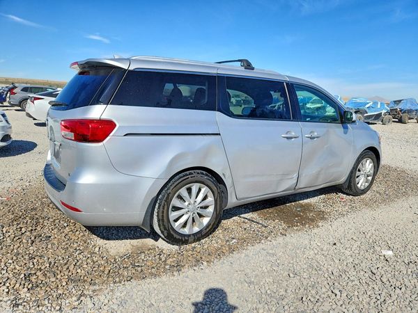 2016 KIA SEDONA EX - Middle level