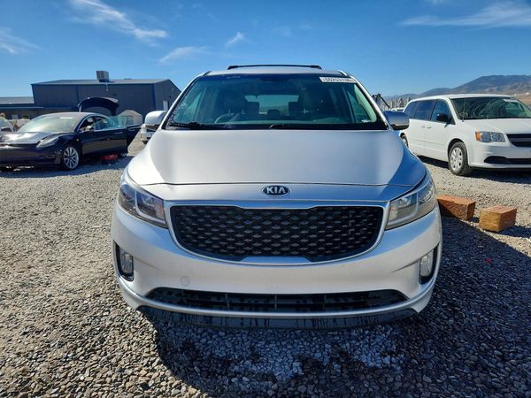 2016 KIA SEDONA EX - Middle level