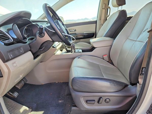 2016 KIA SEDONA EX - Middle level