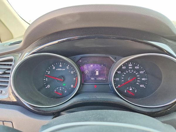 2016 KIA SEDONA EX - Middle level