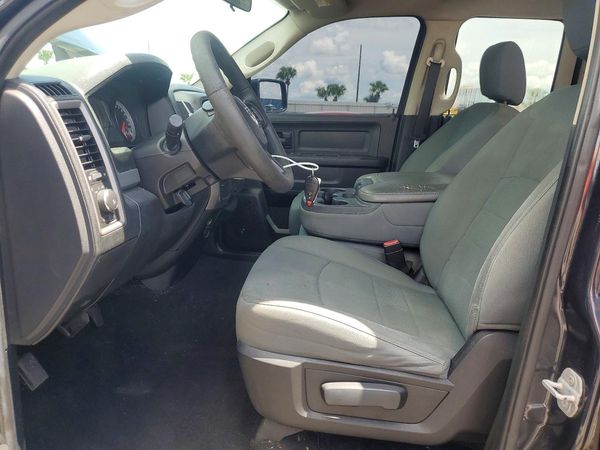2014 RAM 1500 ST