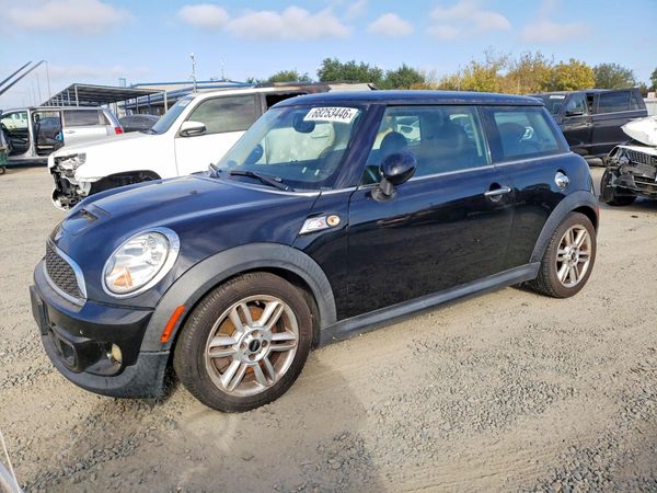 2012 MINI COOPER — DSFA — Front 3/4