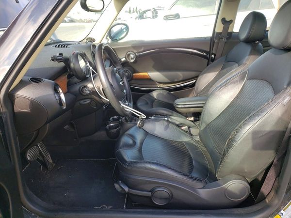 2012 MINI COOPER — DENT