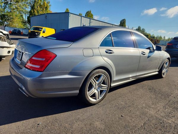 2012 MERCEDES-BENZ S S550