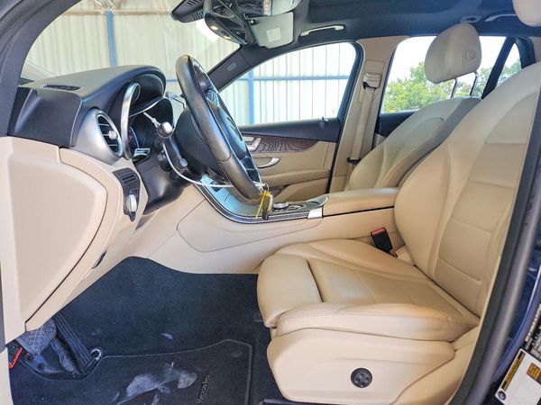 2018 MERCEDES-BENZ GLC GLC 300-4M — DENT