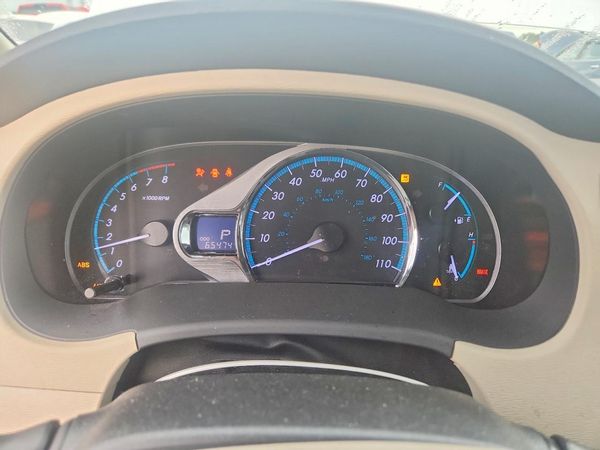 2014 TOYOTA SIENNA