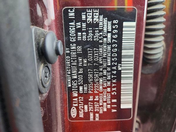 2013 KIA SORENTO Base / LX — VINS