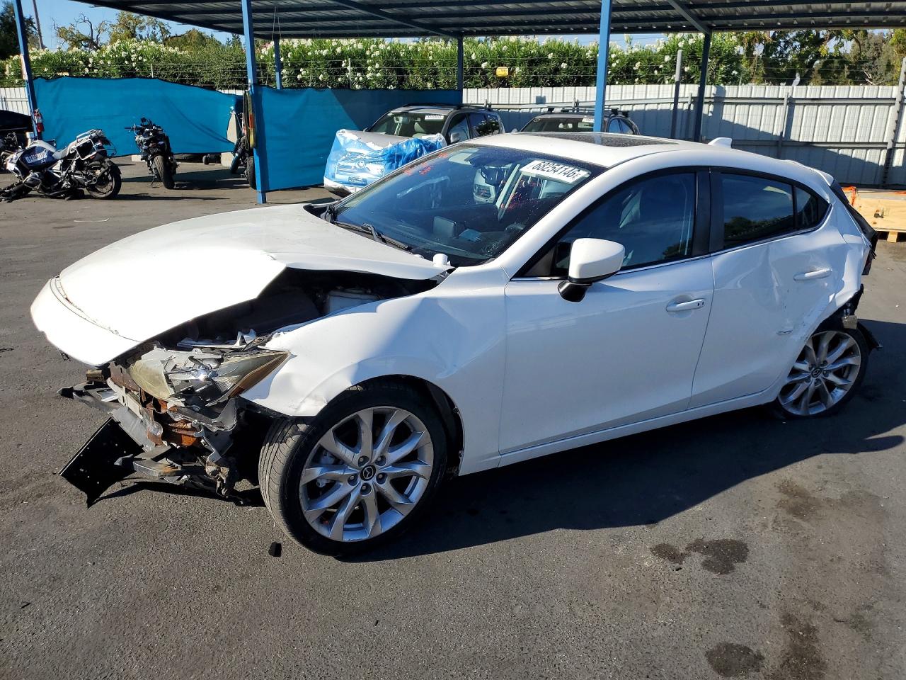 2015 MAZDA 3