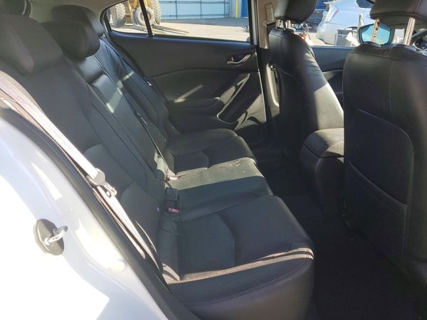 2015 MAZDA 3