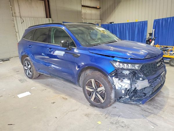 2022 KIA SORENTO S — Passenger 3/4