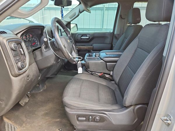 2021 CHEVROLET SILVERADO LT — DENT