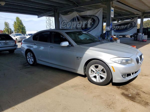 2012 BMW 528