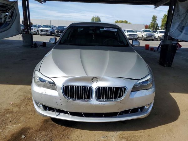 2012 BMW 528
