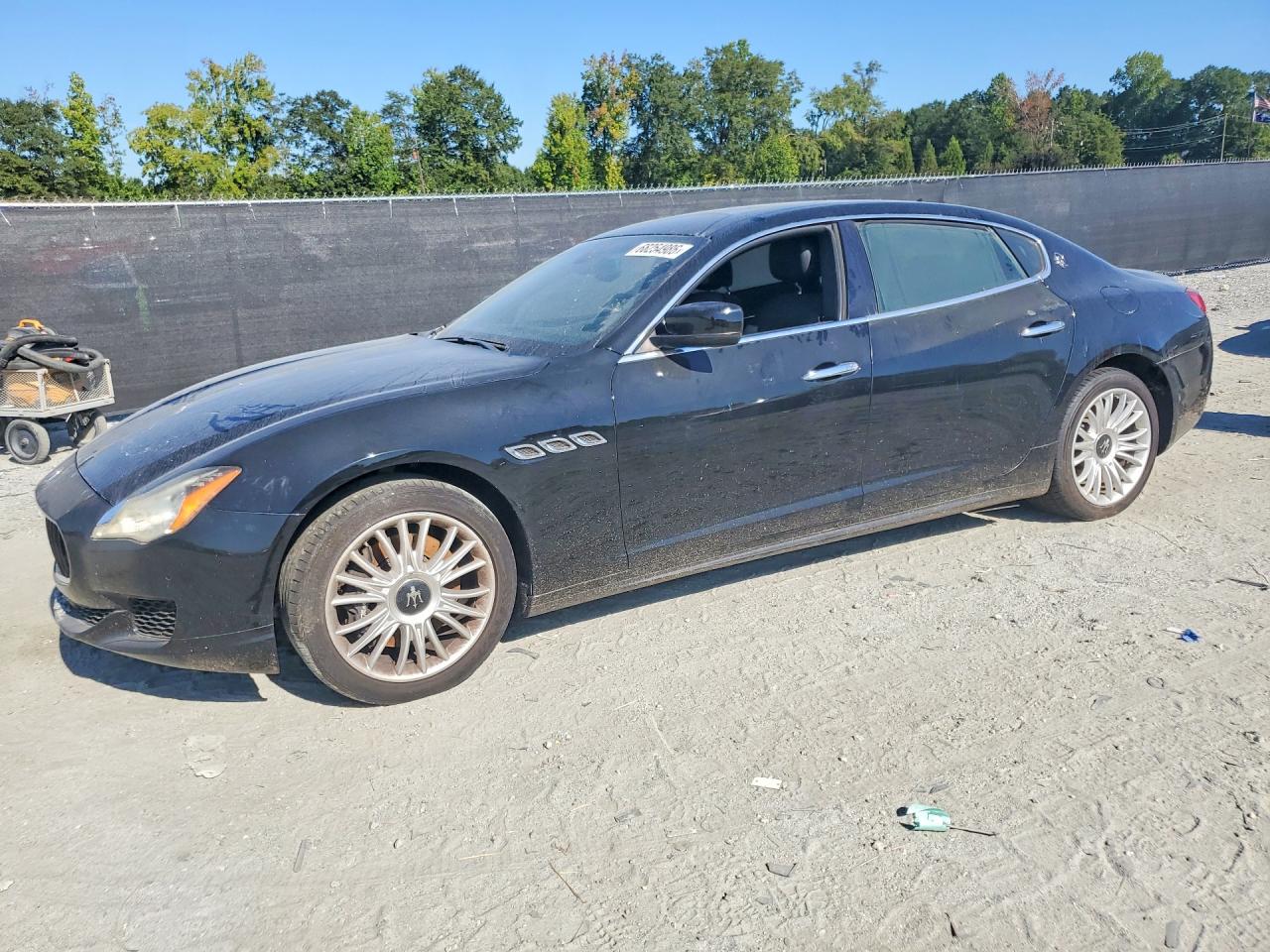 2014 MASERATI QUATTROPOR Essence — Front 3/4