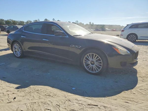 2014 MASERATI QUATTROPOR Essence — Passenger 3/4