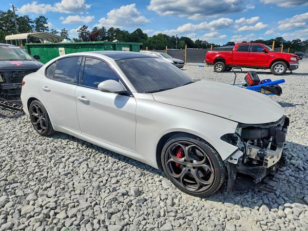 2019 ALFA ROMEO GIULIA