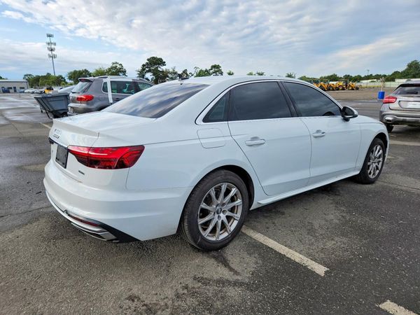 2021 AUDI A4 quattro Premium