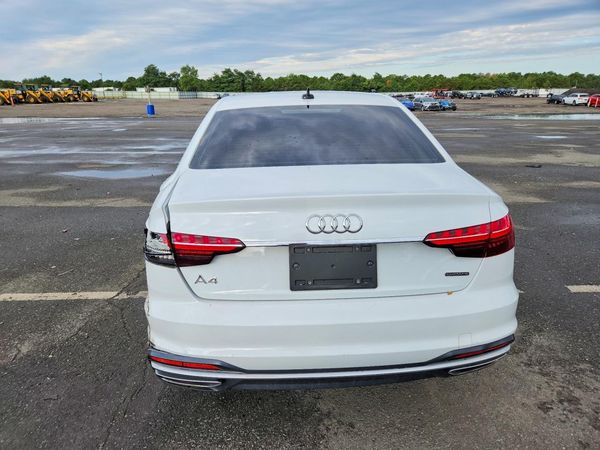 2021 AUDI A4 quattro Premium