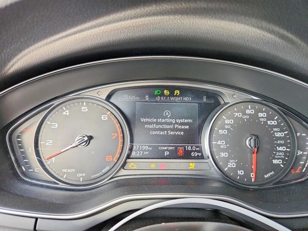 2021 AUDI A4 quattro Premium