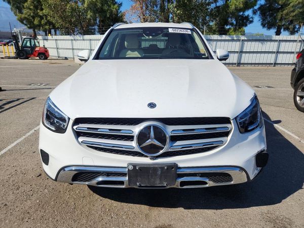 2020 MERCEDES-BENZ GLC GLC300