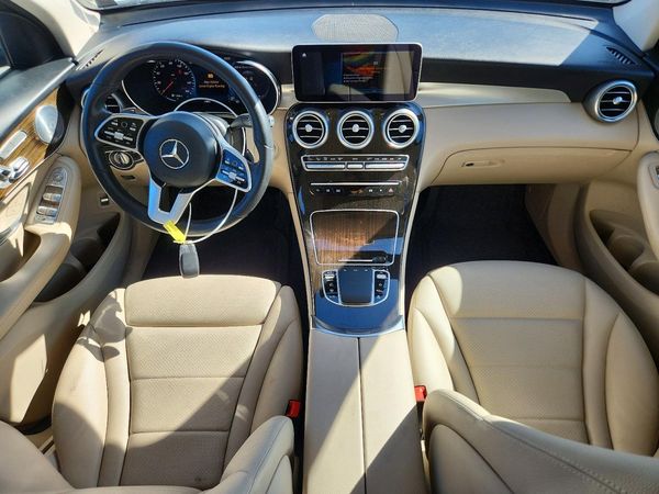 2020 MERCEDES-BENZ GLC GLC300