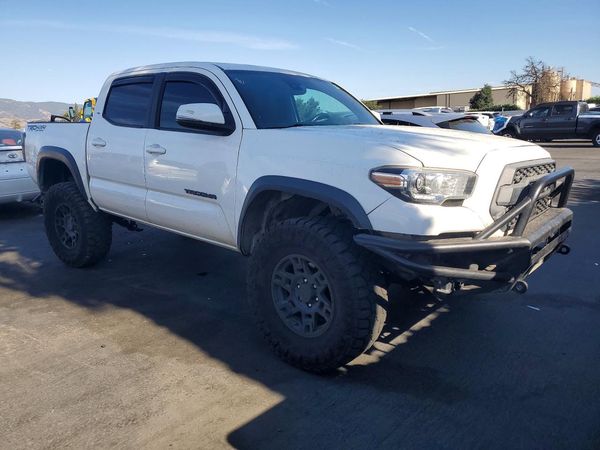 2021 TOYOTA TACOMA SR5 — Passenger 3/4