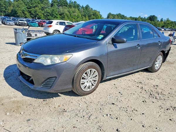 2012 TOYOTA CAMRY
