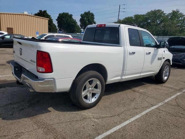 2018 RAM 1500 SLT