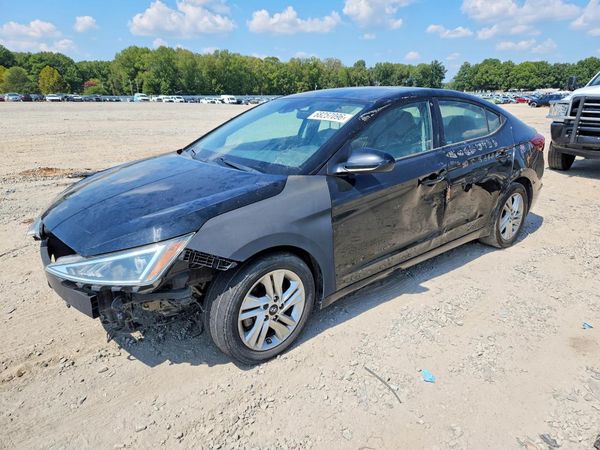2020 HYUNDAI ELANTRA — Front 3/4