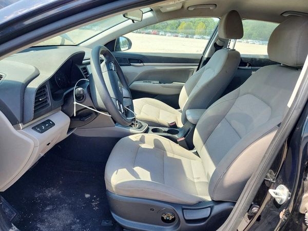 2020 HYUNDAI ELANTRA — DENT