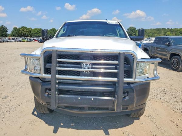 2016 RAM 2500 ST