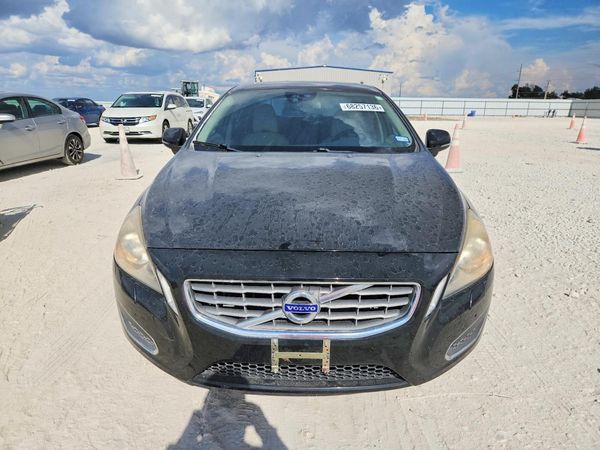 2012 VOLVO S60