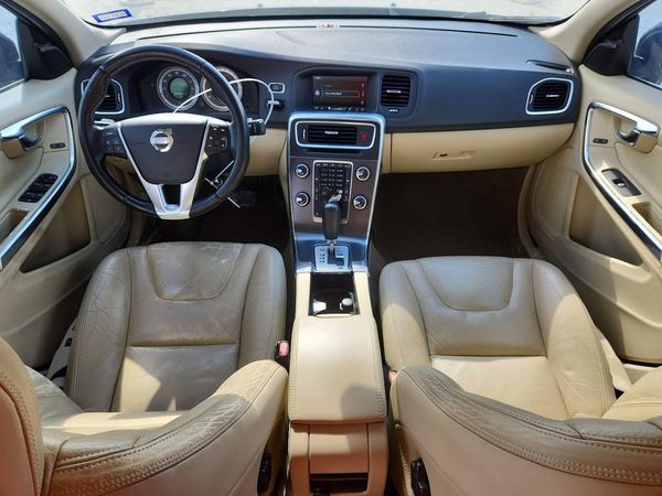 2012 VOLVO S60