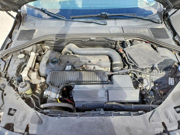 2012 VOLVO S60