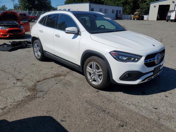 2021 MERCEDES-BENZ GLA