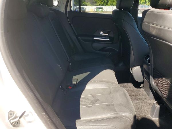 2021 MERCEDES-BENZ GLA