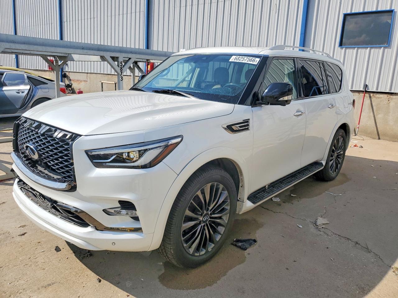 2021 INFINITI QX80 — Front 3/4