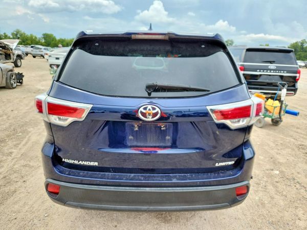 2016 TOYOTA HIGHLANDER