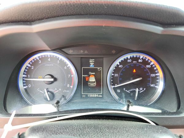 2016 TOYOTA HIGHLANDER