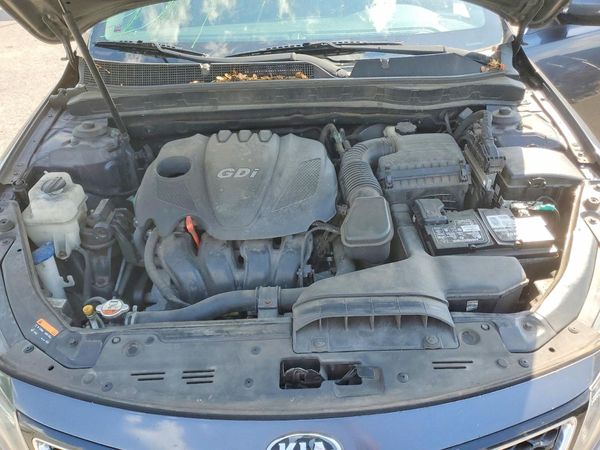 2015 KIA OPTIMA GL - Middle-low