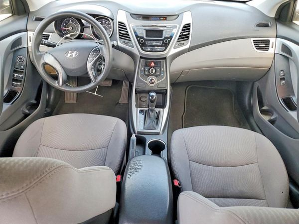 2016 HYUNDAI ELANTRA