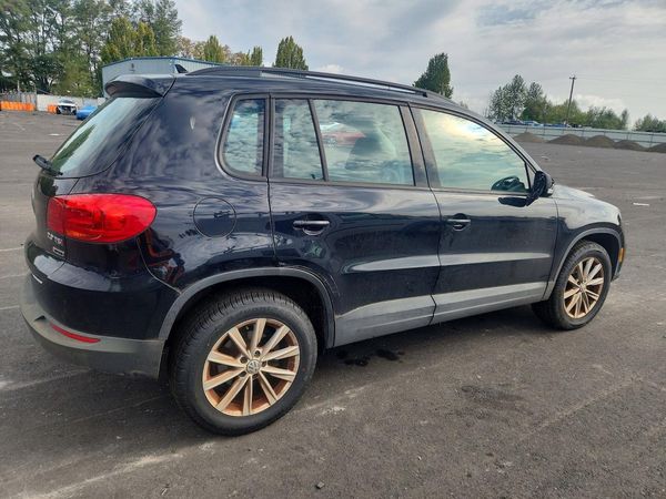 2017 VOLKSWAGEN TIGUAN