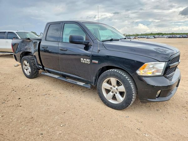 2014 RAM 1500 — Passenger 3/4