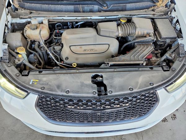 2021 CHRYSLER PACIFICA