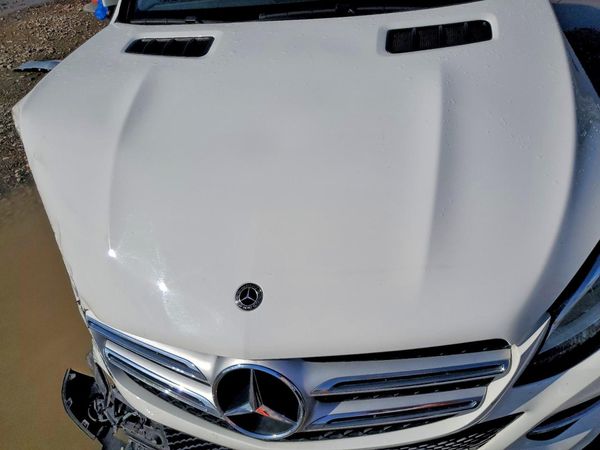 2018 MERCEDES-BENZ GLE-CLASS GLE350 — Engine bay